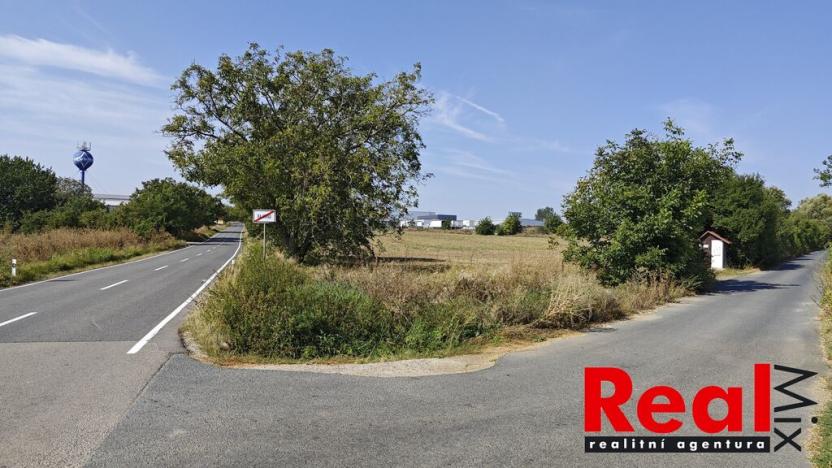 Prodej komerčního pozemku, Rajhrad, Stará pošta, 2501 m2