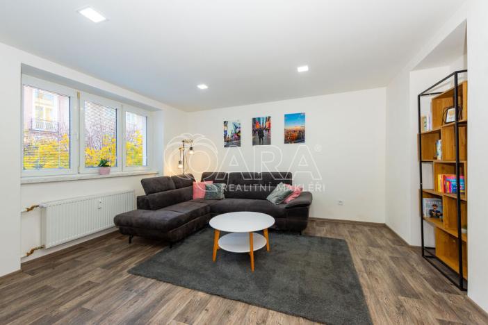 Prodej bytu 2+1, Trutnov - Střední Předměstí, Tkalcovská, 56 m2