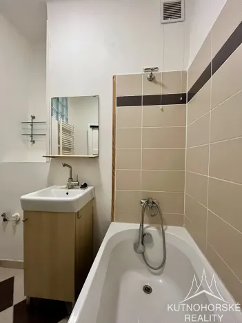 Pronájem bytu 2+1, Kutná Hora, Čelakovského, 60 m2