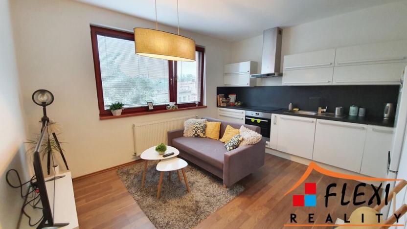 Pronájem bytu 2+kk, Ostrava, Na Bělidle, 47 m2