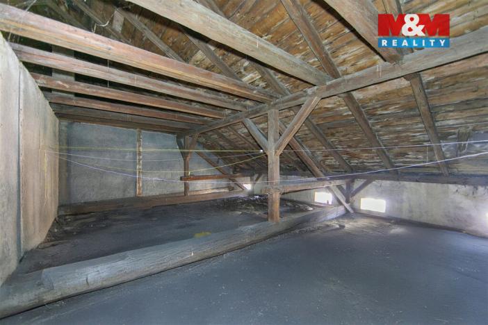 Prodej rodinného domu, Bezdružice, náměstí Kryštofa Haranta, 300 m2