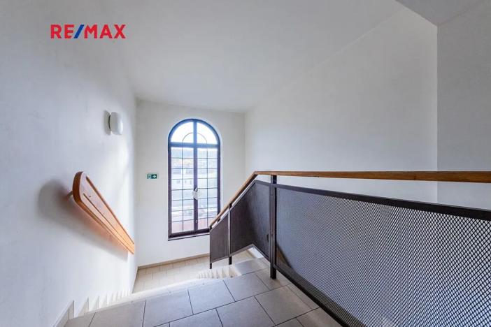 Prodej bytu 1+kk, Praha - Hlubočepy, Pod Žvahovem, 17 m2