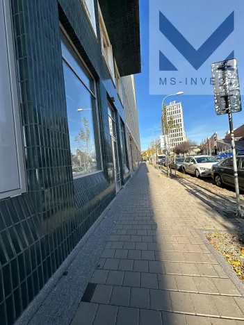 Pronájem obchodního prostoru, Brno, Trnitá, 190 m2