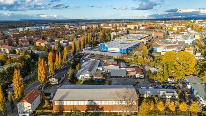 Dražba výrobních prostor, Hodonín, třída Bří Čapků, 2000 m2