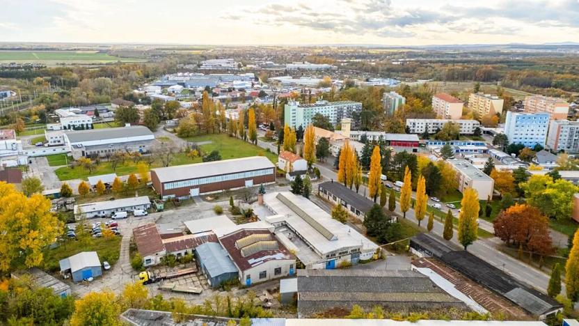 Dražba výrobních prostor, Hodonín, třída Bří Čapků, 2000 m2