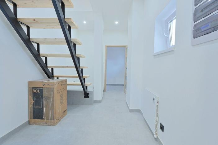 Pronájem bytu 2+kk, Jablonec nad Nisou, Nádražní, 55 m2