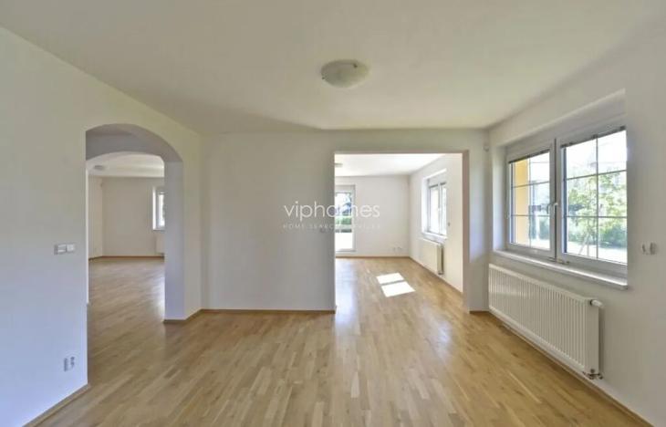 Pronájem vily, Průhonice, 400 m2
