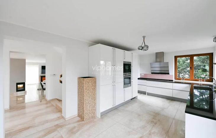 Pronájem vily, Choteč, 190 m2