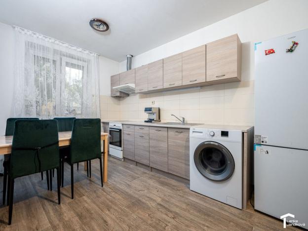 Prodej bytu 2+1, Pardubice - Zelené Předměstí, Pichlova, 52 m2