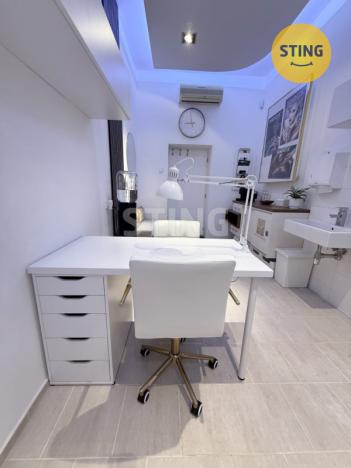 Pronájem komerční nemovitosti, Ostrava, náměstí Jurije Gagarina, 14 m2