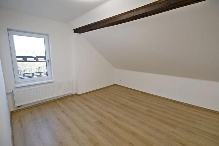 Prodej bytu 3+1, Horšovský Týn, Pionýrů, 87 m2