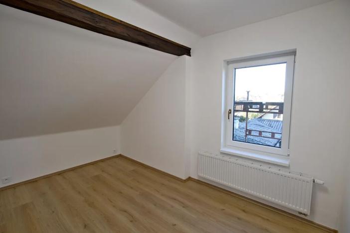 Prodej bytu 3+1, Horšovský Týn, Pionýrů, 87 m2