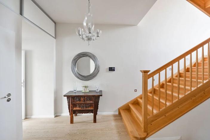 Pronájem vily, Praha - Břevnov, U Ladronky, 220 m2