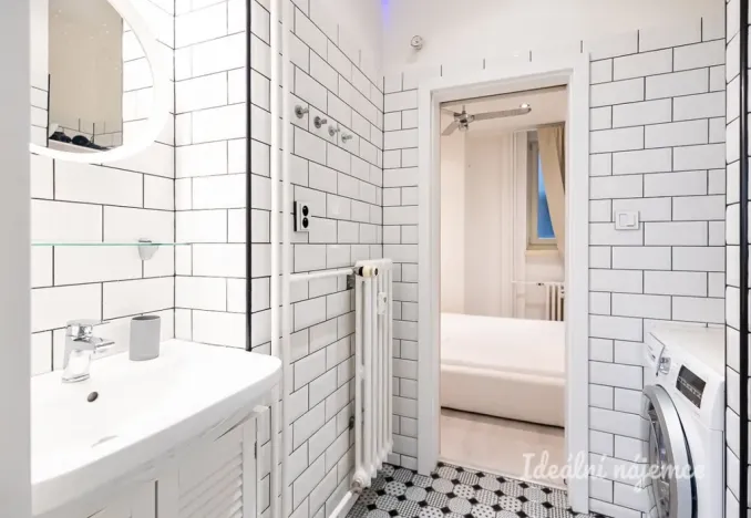 Pronájem bytu 2+kk, Praha - Nové Město, Opletalova, 42 m2