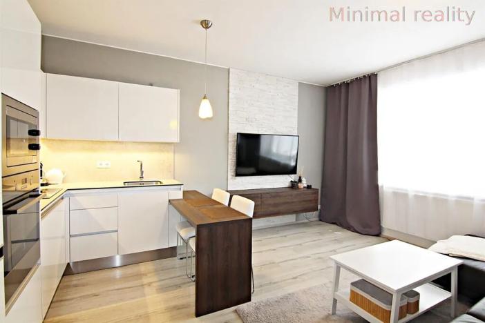 Pronájem bytu 2+kk, Brno, Novodvorská, 58 m2