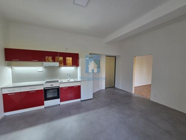 Pronájem bytu 2+kk, Plzeň, Slovanská, 56 m2