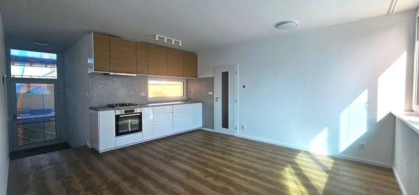 Pronájem bytu 2+kk, Letovice, Čapkova, 48 m2
