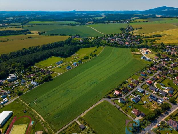 Prodej pozemku pro bydlení, Jenišovice, 49384 m2