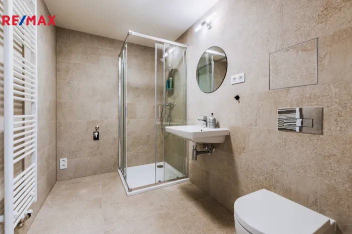 Pronájem bytu 1+kk, Praha - Smíchov, Vackové, 38 m2