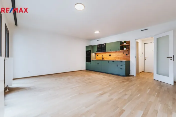 Pronájem bytu 1+kk, Praha - Smíchov, Vackové, 38 m2