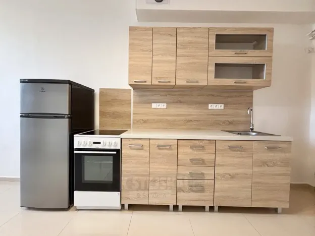 Pronájem bytu 1+kk, České Budějovice - České Budějovice 4, Dobrovodská, 19 m2