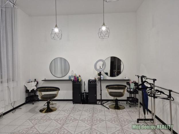 Pronájem obchodního prostoru, Praha - Vysočany, bratří Dohalských, 233 m2