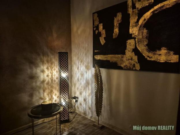 Pronájem obchodního prostoru, Praha - Vinohrady, Lužická, 150 m2