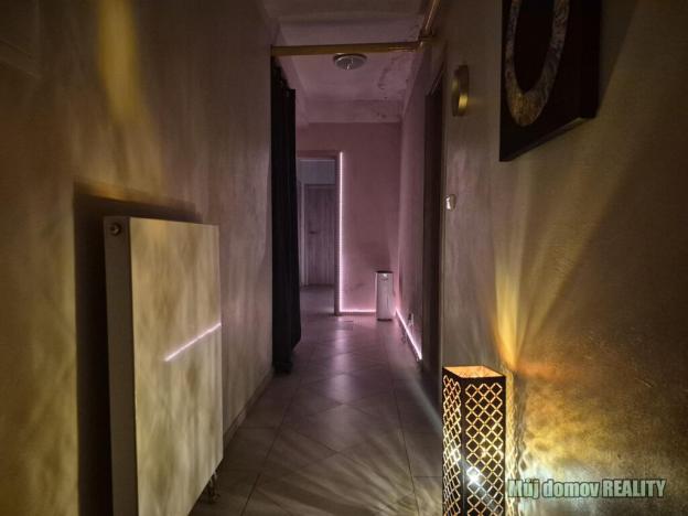 Pronájem obchodního prostoru, Praha - Vinohrady, Lužická, 150 m2