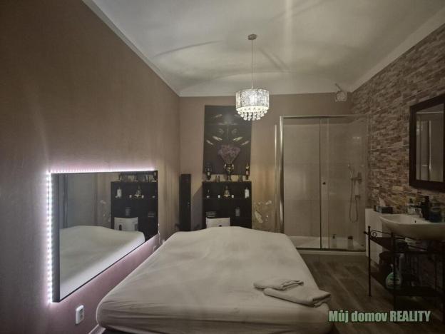 Pronájem obchodního prostoru, Praha - Vinohrady, Lužická, 150 m2