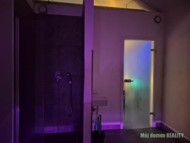 Pronájem obchodního prostoru, Praha - Nové Město, Václavské náměstí, 100 m2