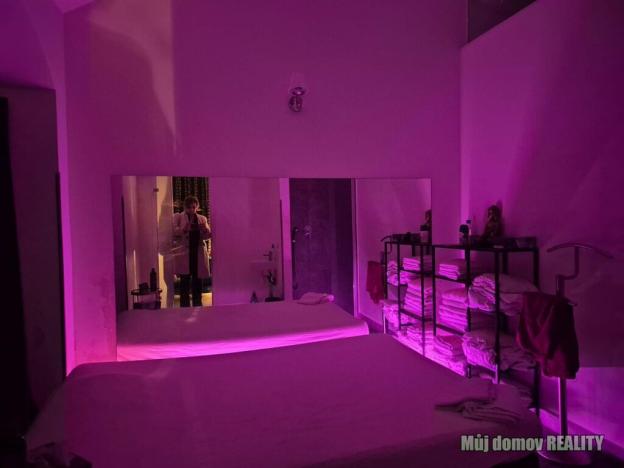 Pronájem obchodního prostoru, Praha - Nové Město, Václavské náměstí, 100 m2