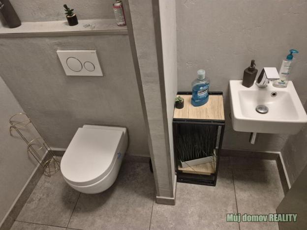 Pronájem obchodního prostoru, Praha - Nové Město, Václavské náměstí, 100 m2