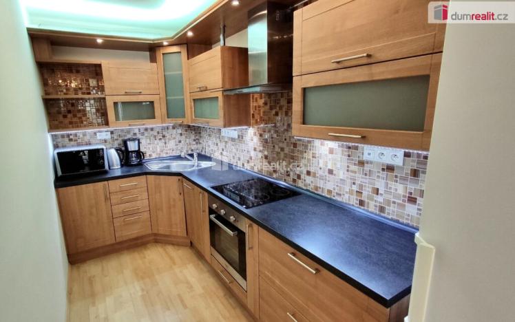 Prodej bytu 2+kk, Praha - Hostavice, U Hostavického potoka, 55 m2