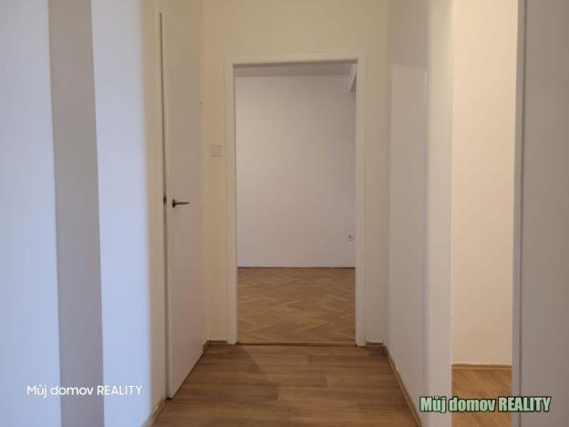 Pronájem bytu 4+1, Praha - Smíchov, Stroupežnického, 140 m2