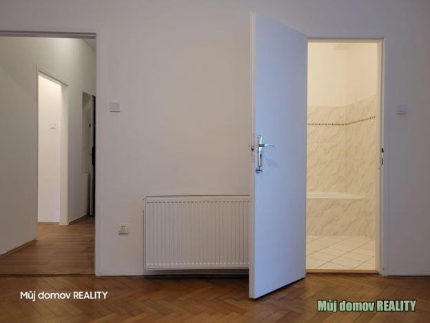 Pronájem bytu 4+1, Praha - Smíchov, Stroupežnického, 140 m2