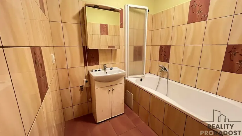 Prodej bytu 3+1, Třinec, Topolová, 70 m2