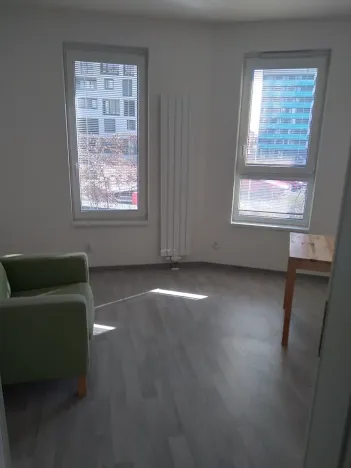 Pronájem kanceláře, Praha - Žižkov, Olgy Havlové, 71 m2