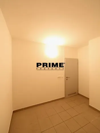 Pronájem kanceláře, Praha - Smíchov, Štefánikova, 83 m2