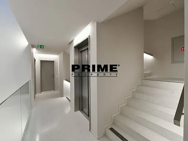 Pronájem bytu 2+kk, Praha - Smíchov, Holečkova, 79 m2