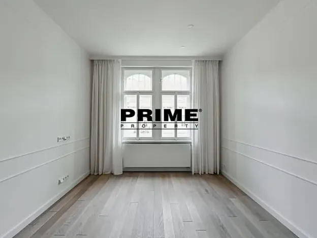 Pronájem bytu 3+kk, Praha - Vinohrady, náměstí Jiřího z Poděbrad, 93 m2