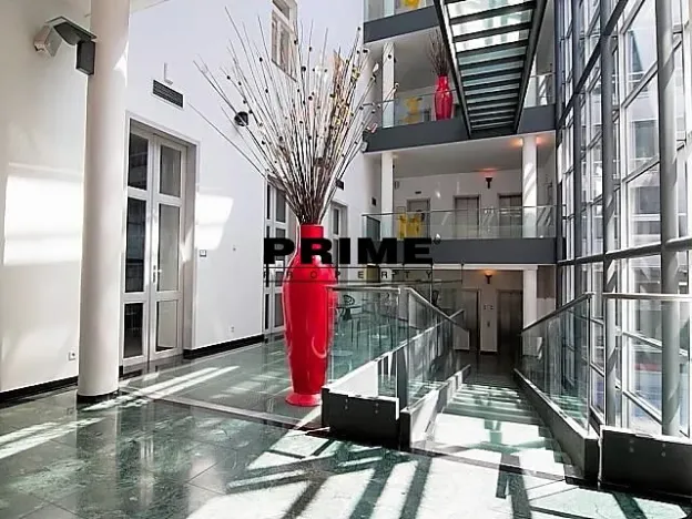 Pronájem kanceláře, Praha - Nové Město, Krakovská, 412 m2