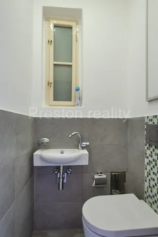 Pronájem bytu 2+1, Praha - Žižkov, Fibichova, 72 m2