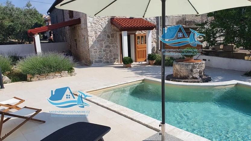 Prodej rodinného domu, Sutomišćica, Chorvatsko, 75 m2