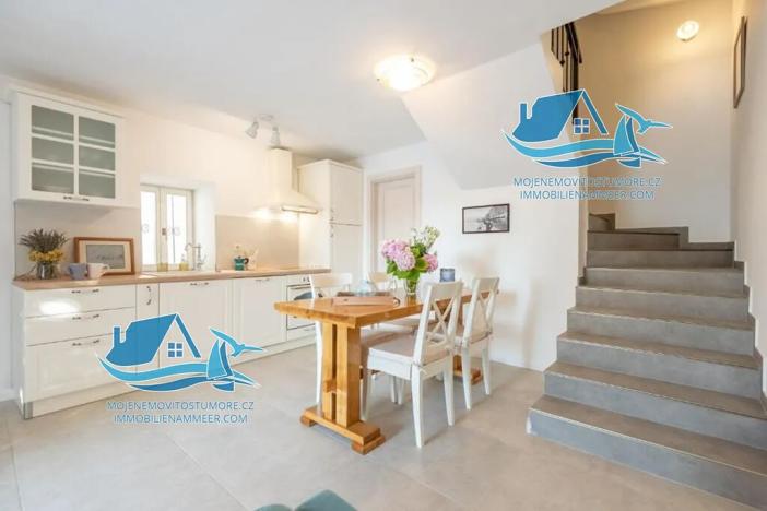 Prodej rodinného domu, Sutomišćica, Chorvatsko, 75 m2