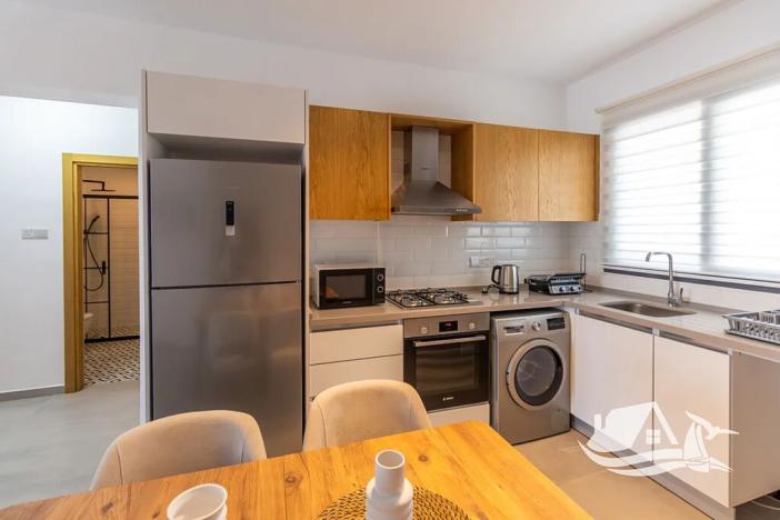 Prodej bytu 2+1, Agios Amvrosios Keryneias, Kypr, 78 m2