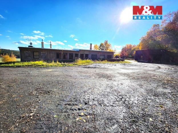 Prodej výrobních prostor, Vroutek - Vrbička, 308 m2