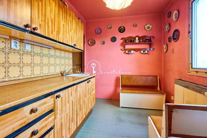 Prodej bytu 3+1, Slavče, 64 m2