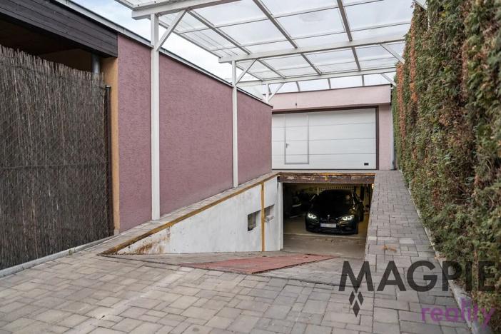 Prodej rodinného domu, Praha - Čakovice, Vyhlídkova, 243 m2