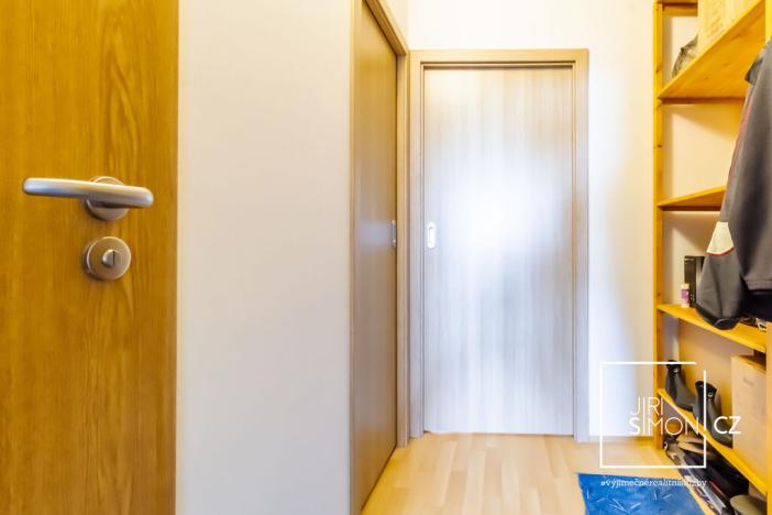 Prodej bytu 1+kk, Praha - Řepy, Laudova, 37 m2