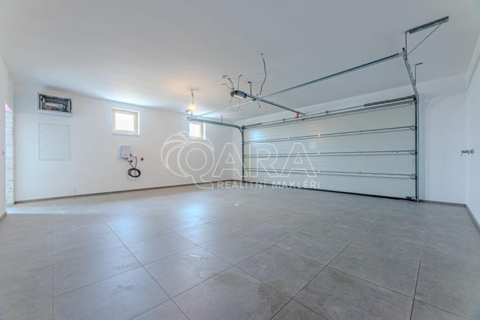 Prodej rodinného domu, Radějovice, 218 m2